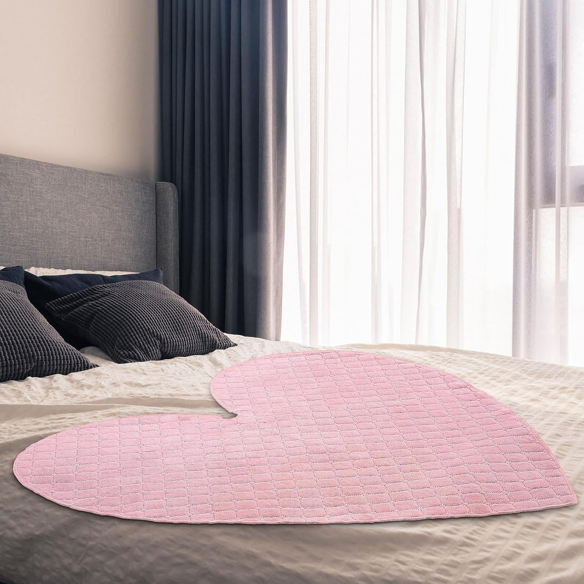 Waterproof Towel for Bed Couch Sofa 39 x 39 Inches Reusable Stainproof Heart Throw Blankets Cat Dog Leakproof Mat Incontinence Mattrass Protector Small Bed Sheets for Adult Couples(Pink)