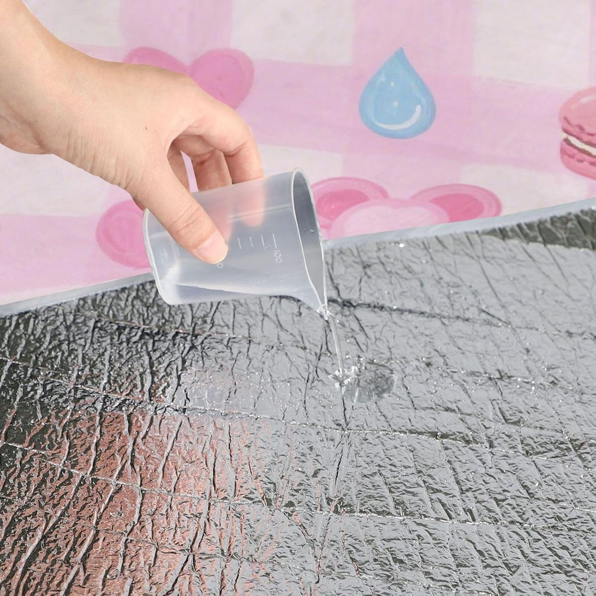 Round Lake Day Essentials - Fits 2 Adults, Summer Accessories Water-Resistant Waterproof Blanket Dual Layer, Sand-Free, Soft Throw Rug 58 in (Cute Pink Sweet Character Lines)