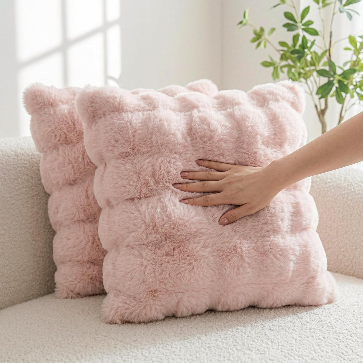 Pink Faux Fur Pillow Covers Set of 2, Luxury Soft Fluffy Throw Pillow Covers 18x18inch for Couch, Fuzzy Decorative Plaid Plush Cushion Cases for Living Room Sofa Bedroom Decor