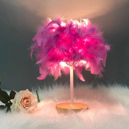 Feather Table Lamp Bedside Lamp Night Light, Light Luxury Feather Table Night Light LED Night Lamp Atmosphere Light for Bedroom Living Room Party Wedding Decoration(Pink)