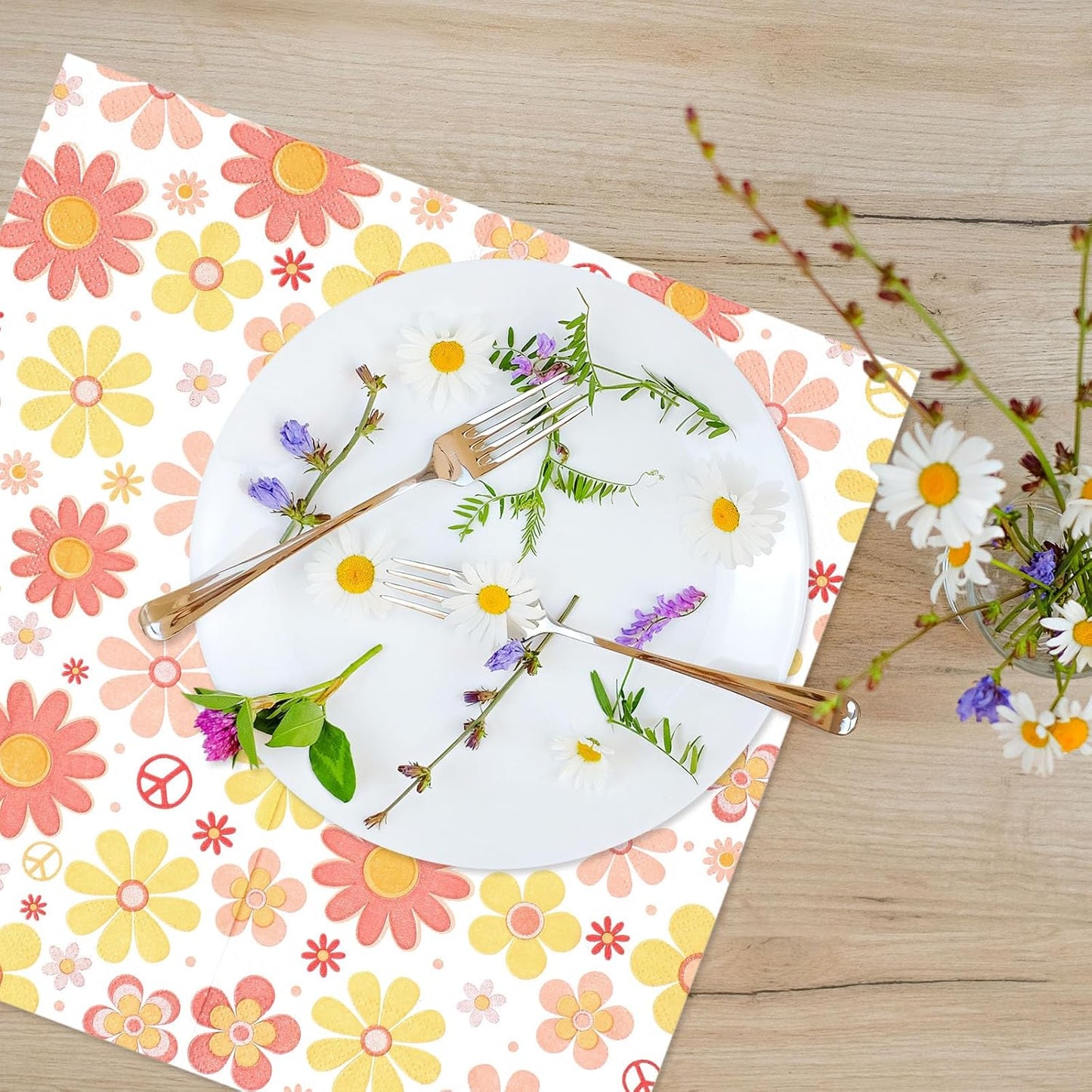 Honoson Cocktail Guest Napkins Paper Disposable Beverage Dinner Napkins Hand Towel for Holiday Birthday Party Supplies Favors Table Decoration(100 Pieces,Hippie Flower)