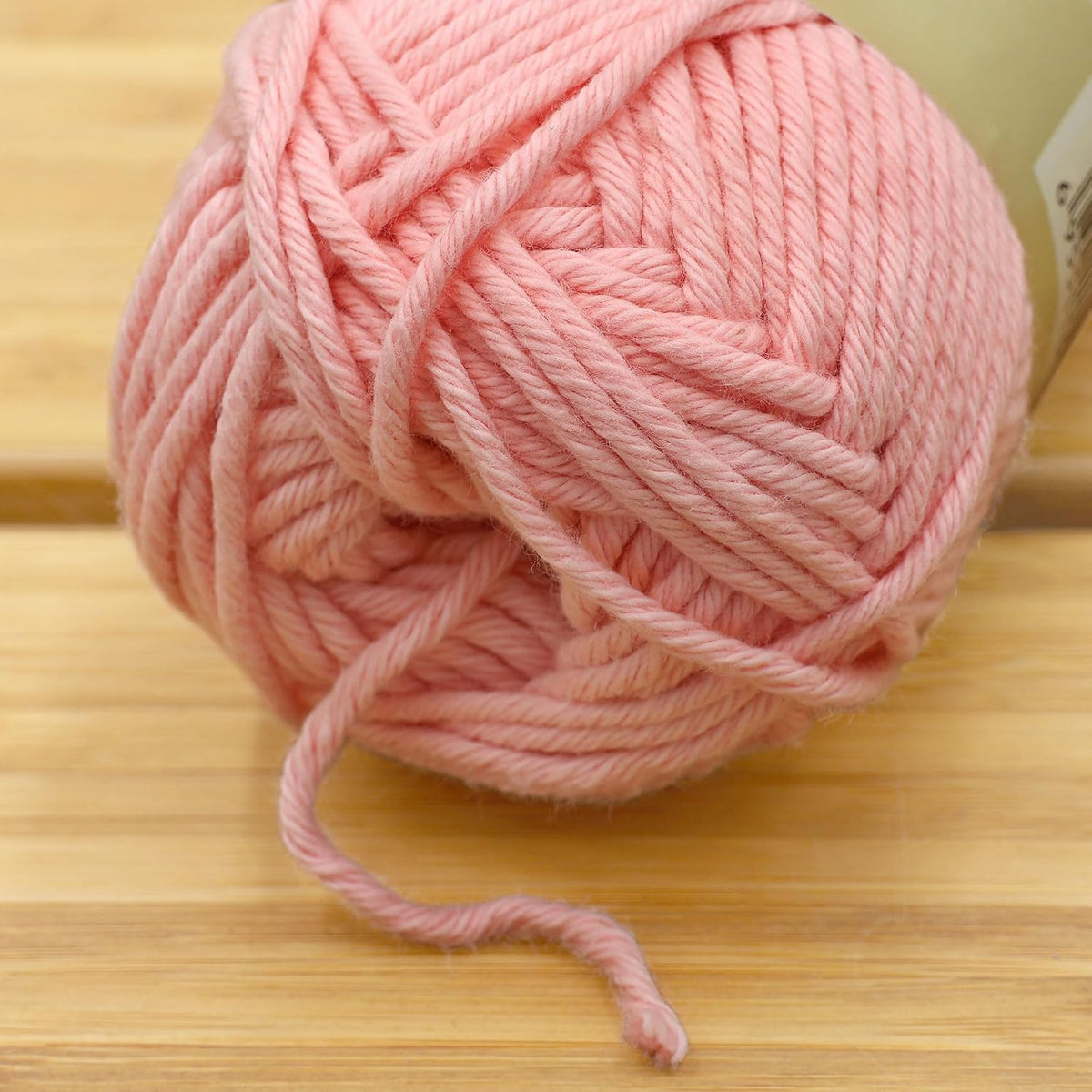 JubileeYarn Dainty Light Yarn - Peach - 4 Skeins