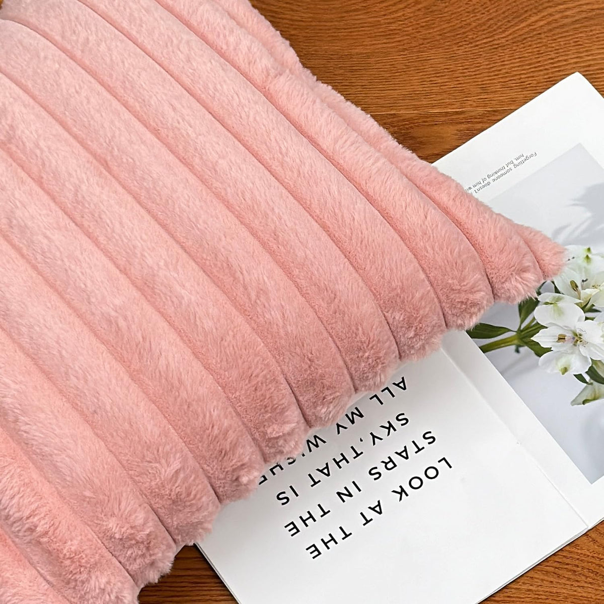 18x18 Decorative Faux Fur Throw Pillow Covers Set of 2- Pink