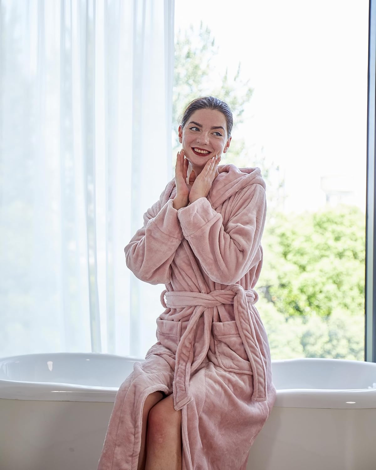 Womens Fleece Hooded Fluffy Bathrobe Plush Long soft cozy Winner Warm fuzzy Spa Robe with deep pockets