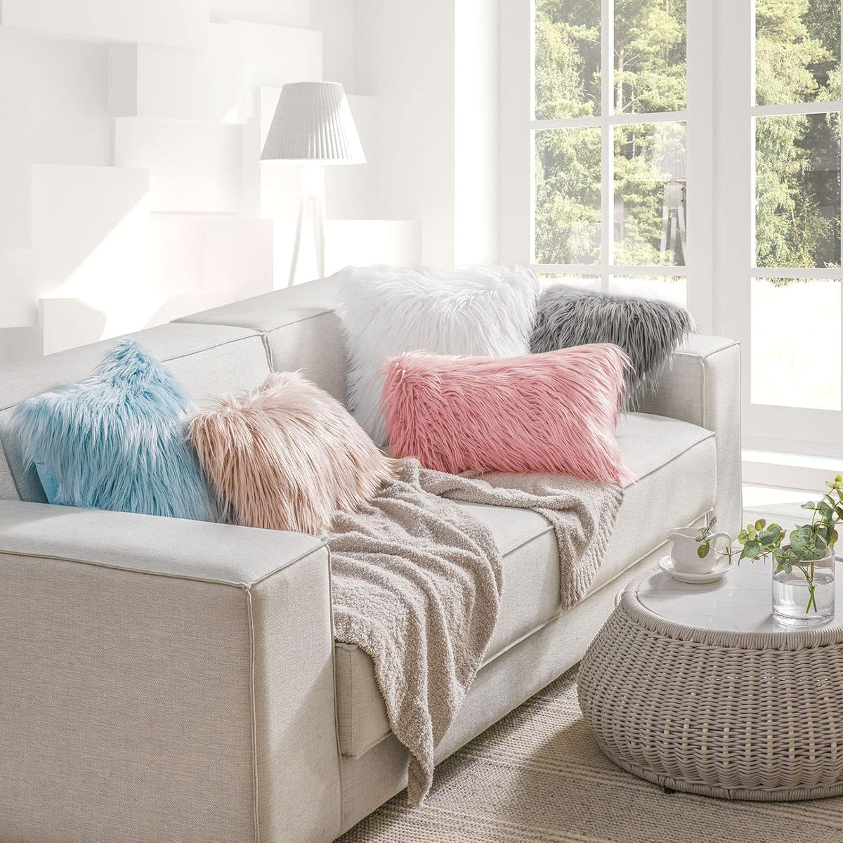 Faux Fur Solid Decorative Pillow Cover Fluffy Throw Pillow Mongolian Luxury Fuzzy Pillow Case Cushion Cover for Bedroom and Couch,Pink 18 x 18 Inches