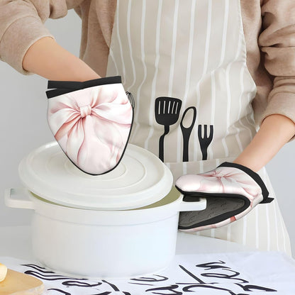 Light Pink Bow Mini Oven Mitts Non-Slip Silicone Grips Heat Resistant Kitchen Gloves for Cooking & Baking 5.9"x5.9"