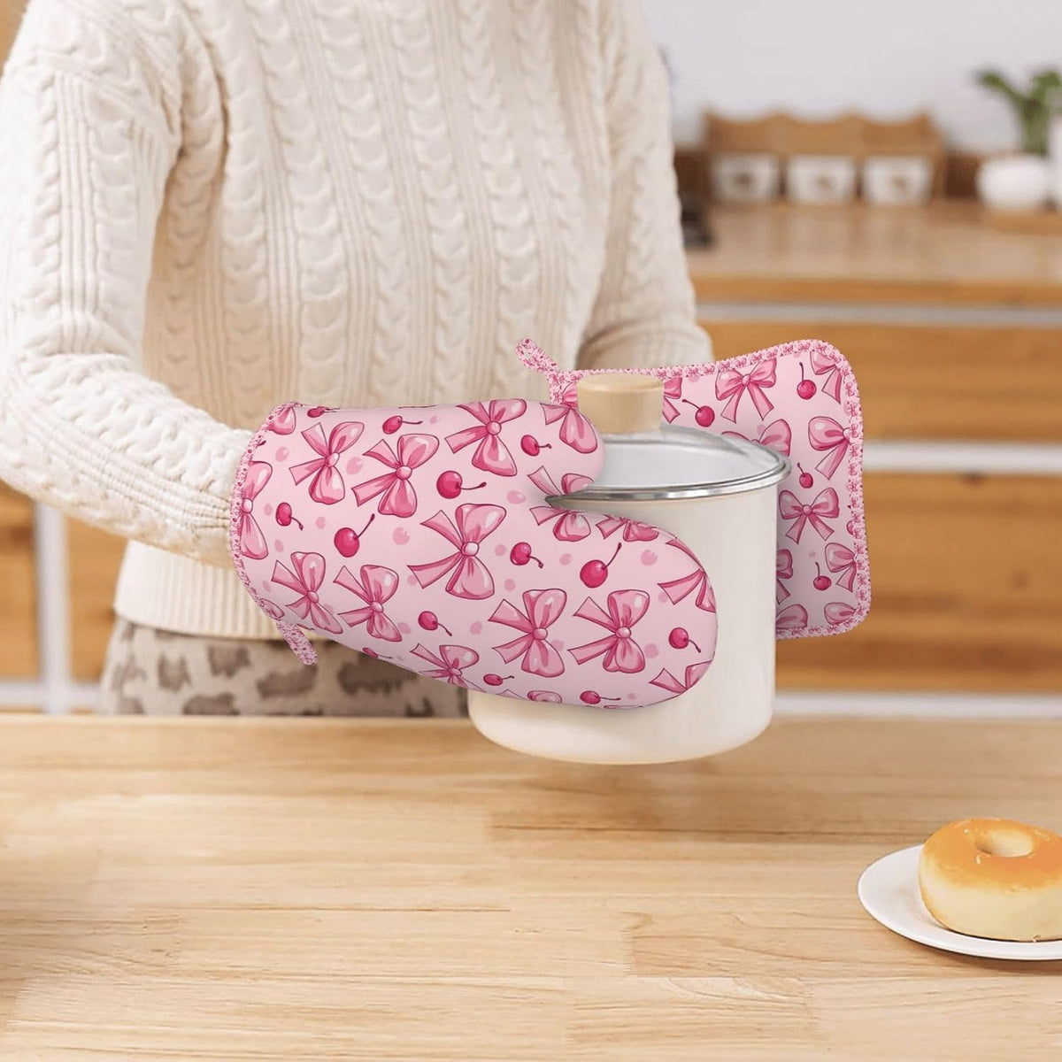 Oven Mitts Pot Holders Set Pink Bows Cherry Silicone Kitchen Gloves Potholders Heat Resistant for Chef Baking Cooking Grilling BBQ 4 Pack Mitt