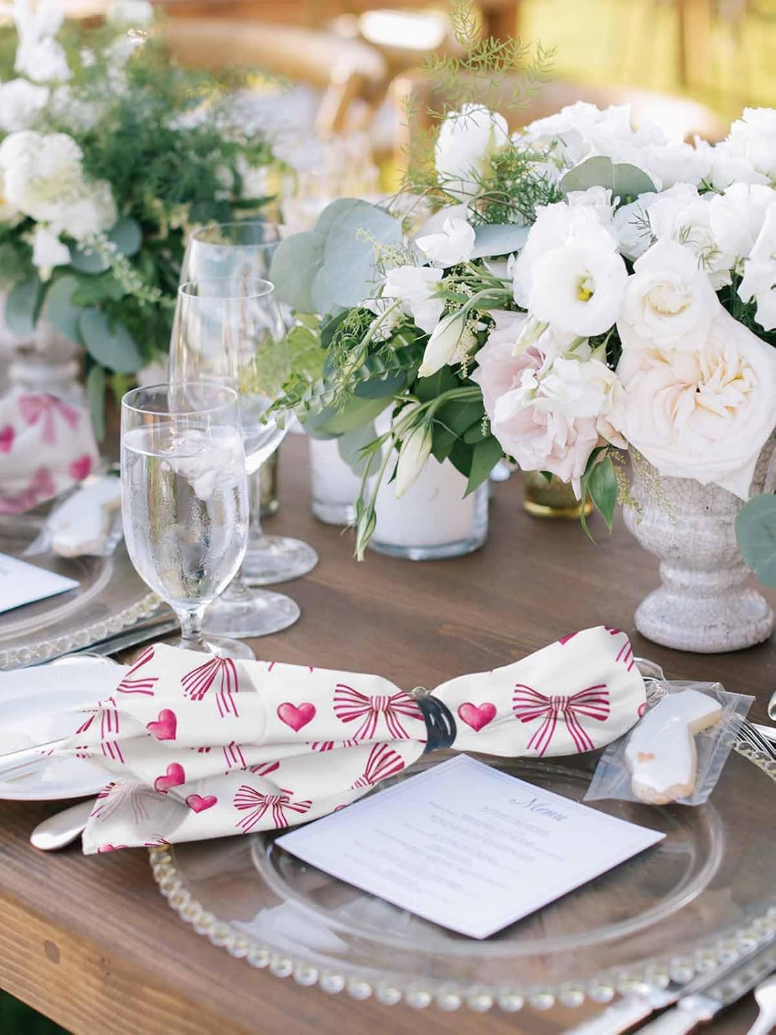 Sweet Bow Striped Cloth Napkins Set of 4, Pink Love Modern Preppy Aesthetic Washable Reusable Dinner Cocktail Napkin for Kitchen Party Wedding Banquet Holiday Baby Shower Table Decor