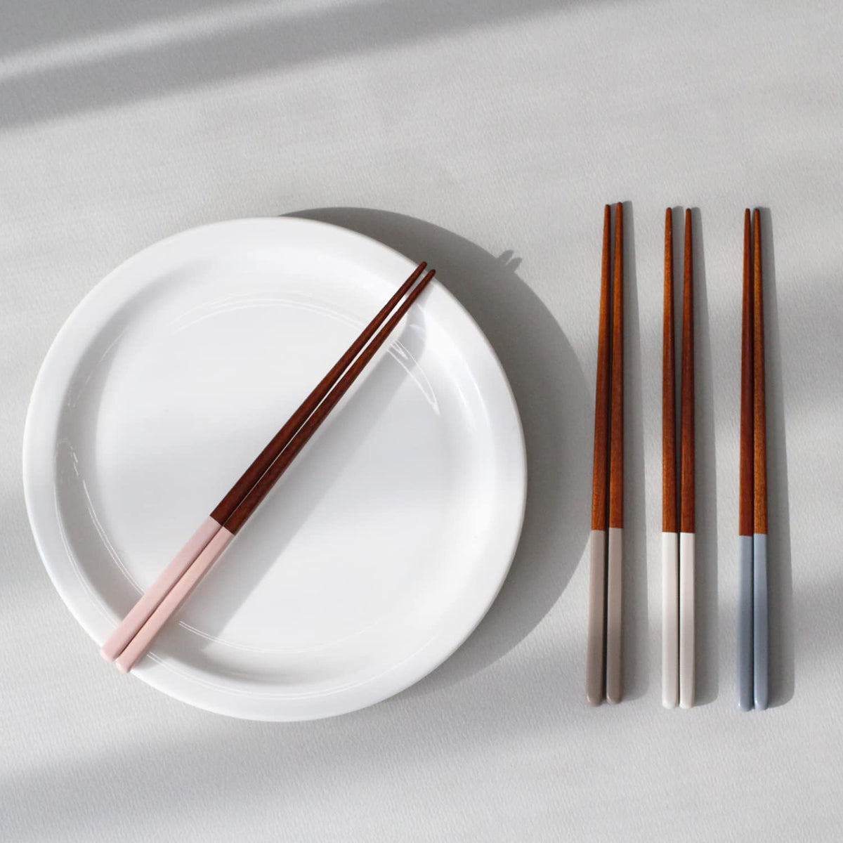 Chopsticks Reusable Rose Wood Lacquer Wooden chopsticks Set of 4 Non Stick (4PCS) (Pink)