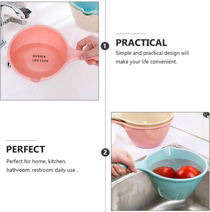 3pcs 3pcs Large PP Water Scoop for Home and Kitchen Practical Long Handle Ladles in Khaki, Light Pink, and Light Blue with Smooth Surface Easy to Clean for Bathing, Washing