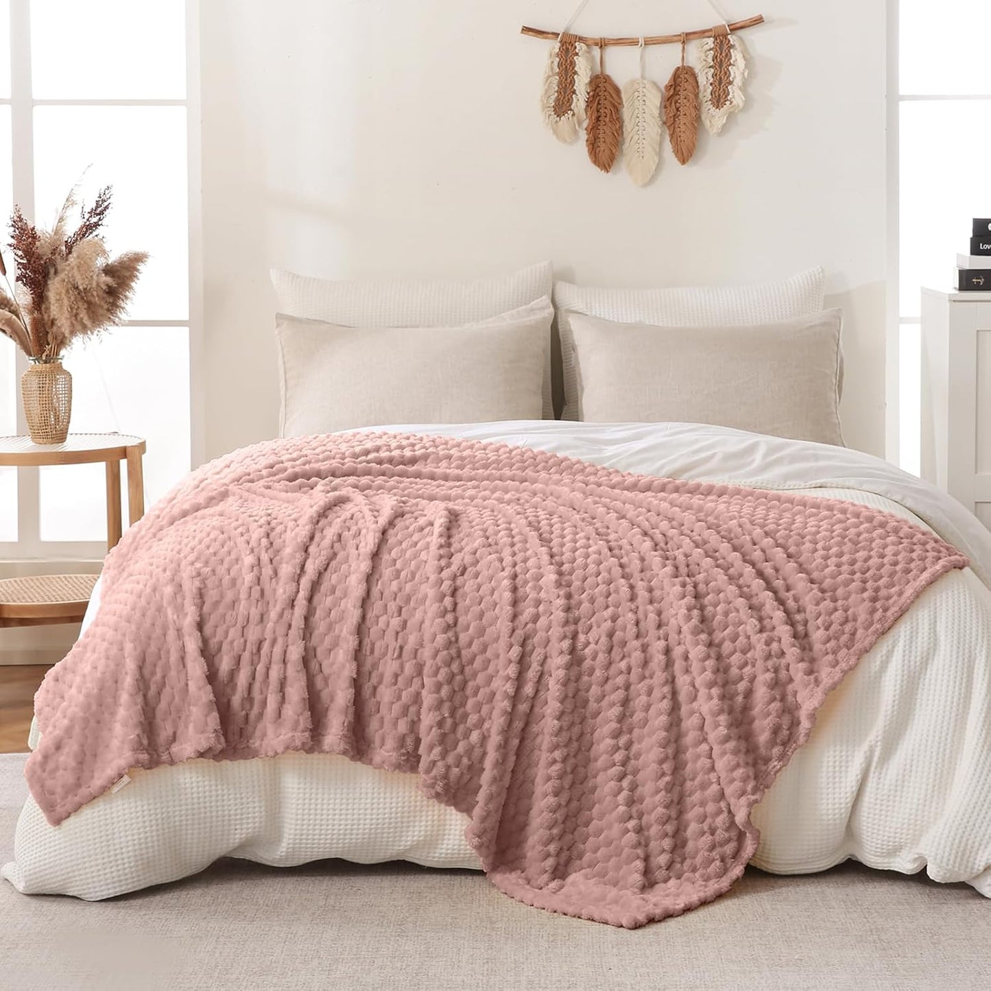 Pink Flannel Throw Blanket (50X40 inches), 300 GSM Fleece Cozy Warm Soft Lightweight Bed Sofa Blanket for Babys and Pets, Suitable for All Seasons