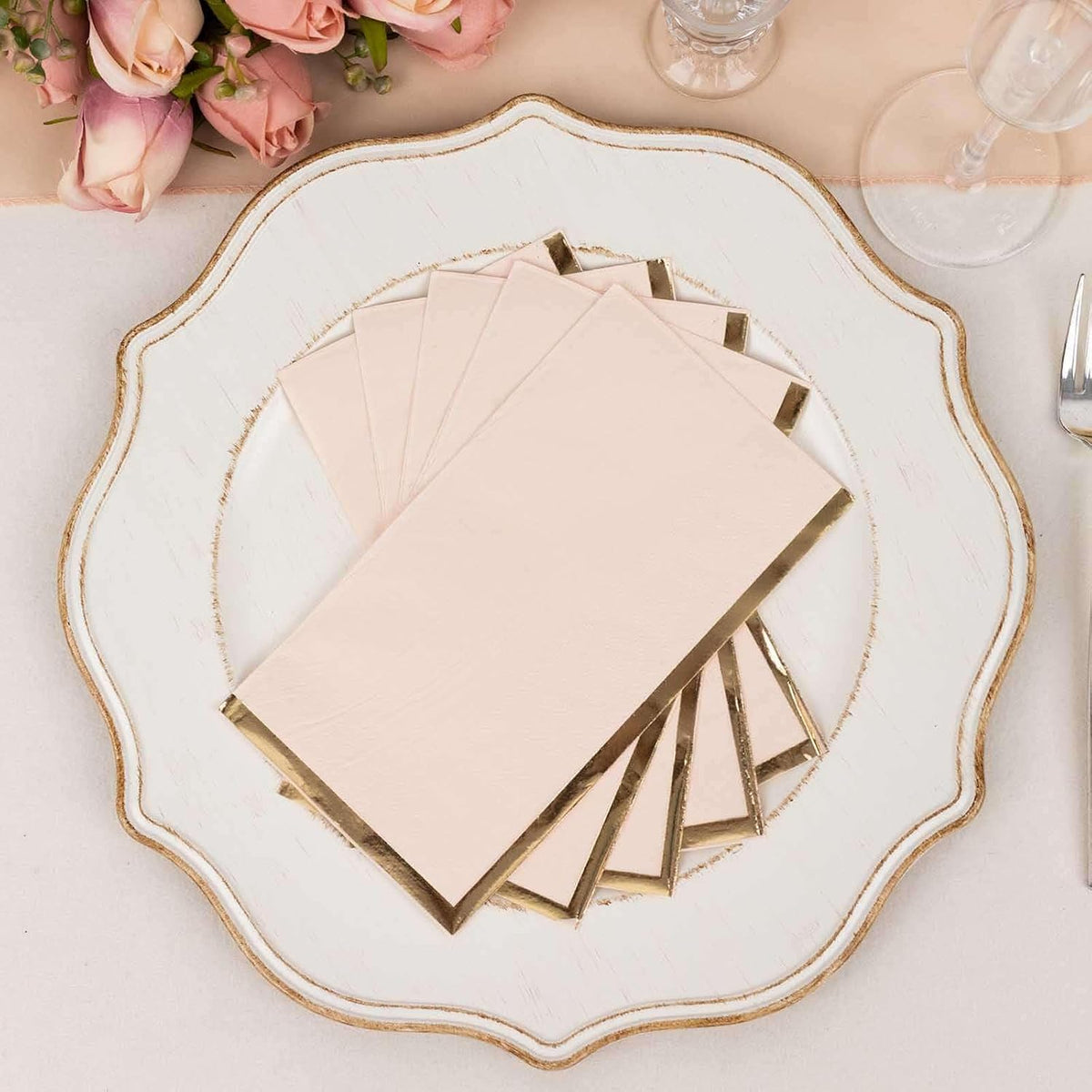 50-Pack Blush Pink Dinner Paper Napkins with Gold Foil Edge, Soft 2-Ply Disposable Party Napkins for Romantic Receptions and Spring Garden Parties