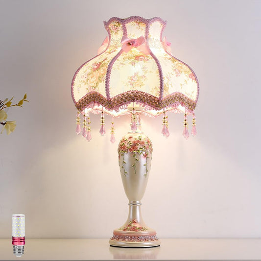 Lovely Table Lamp with Fabric Lampshade, Antique Flower Decorative Bedside Desk Lamp, Handmade Night Light for Bedroom Nightstand