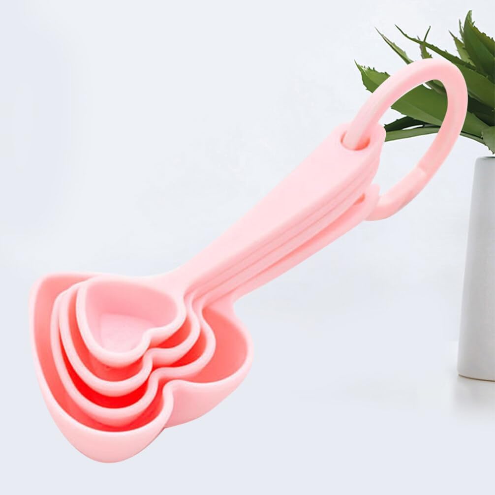 3Sets Heart Shaped Dessert Spoons Creative Plastic Flatware for Home and Restaurant Wedding Tableware Ideal for Serving Desserts and Appetizers