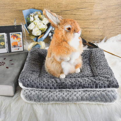 Small Animal Bed Mat, Soft & Warm, Suitable for Guinea Pig, Hamster, Rabbit, Rat and Bearded Dragon (X-Large(13.3''x9.4''), Star Pink)