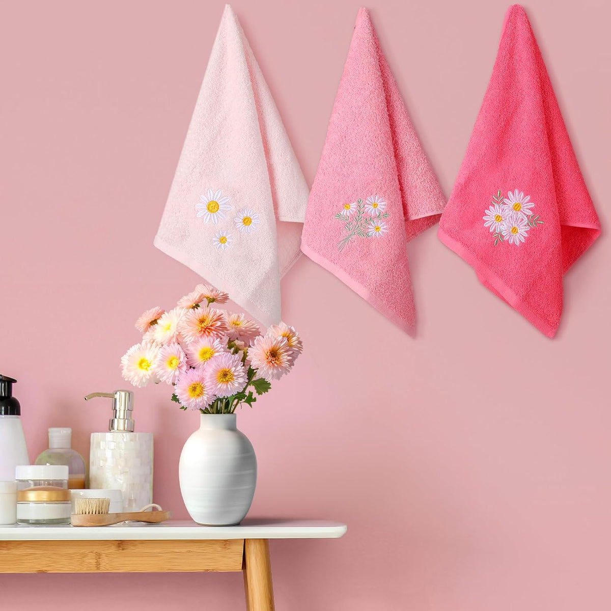 3 Pcs Pink Daisy Floral Hand Towels Flower Bath Towels 14x29 Inch