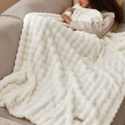 Bedsure 3D Fleece Bubble Blanket for Couch - GentleSoft Cute White Throw Blanket for Sofa Bed Room Decor - Luxury Soft Cozy Cloud Blanket Mothers Gifts for Women, Lightweight, Off White, 50"×60"