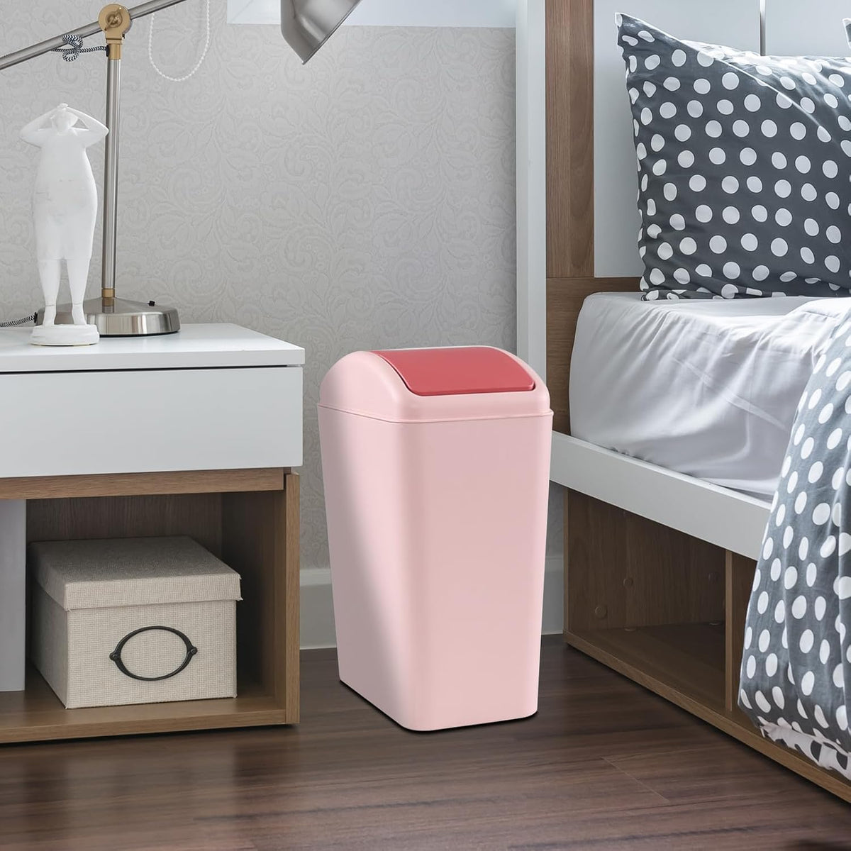 4.5 Gallon Trash Can with Lid, Plastic Swing Top Trash Can (Pink)