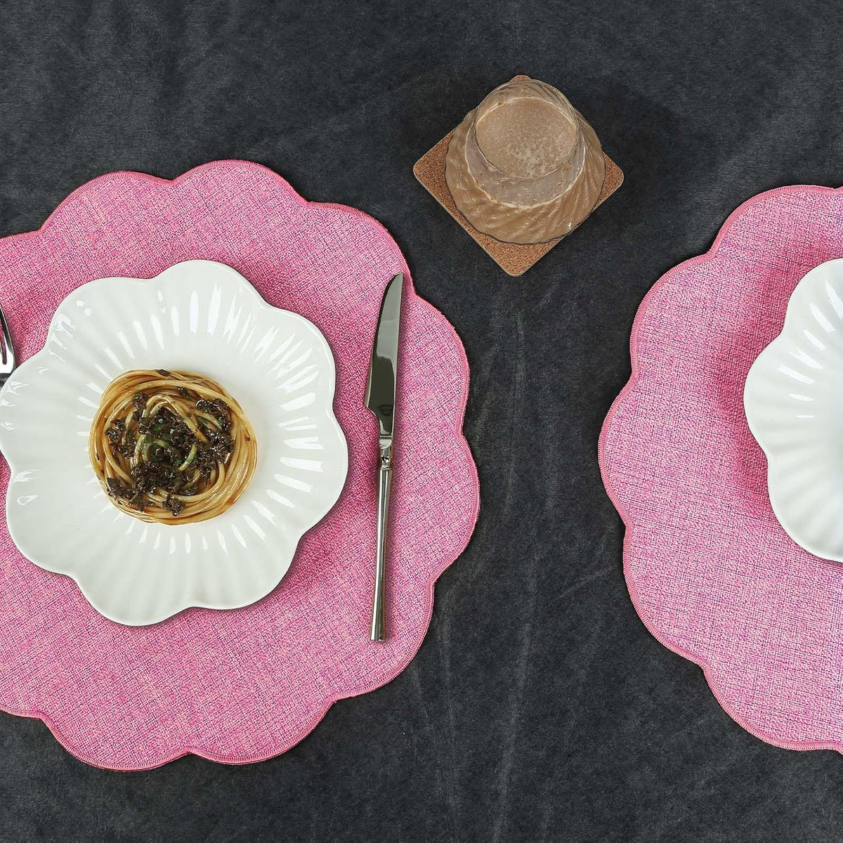 Round Faux Linen Placemats Set of 6 Heat Resistant Non-Slip Stain Proof Table Mats for Kitchen Dining Elegant Decor Place Mats (6, Pink)