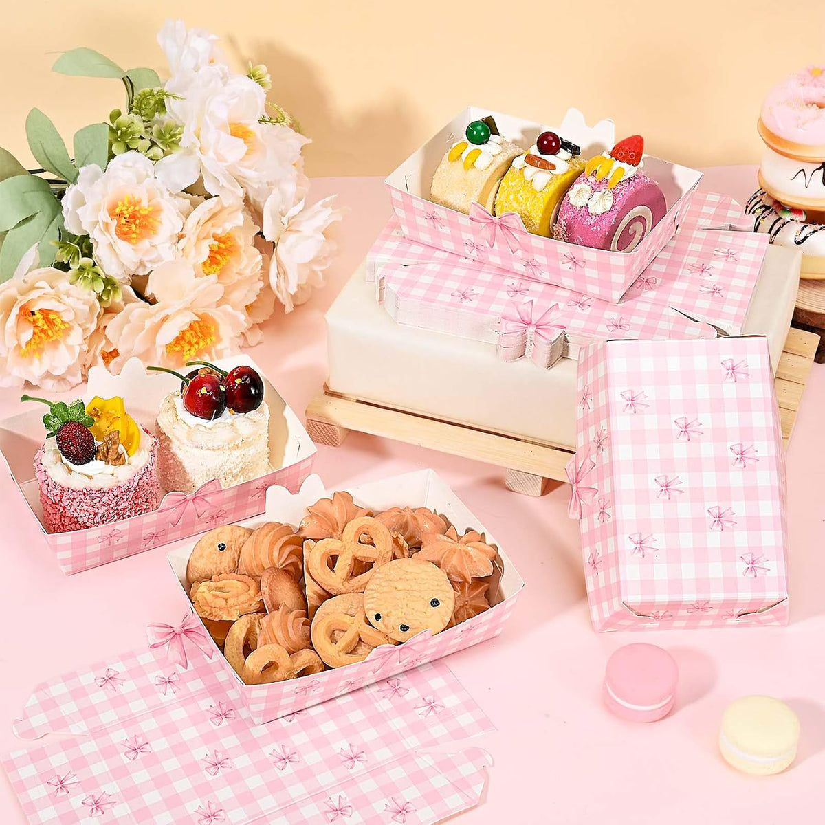 80 Pcs Pink Bow Nacho Food Trays Snack Serving Plates Pink Food Boats Hot Dog Nacho Trays for Coquette Birthday Wedding Anniversaries Party Supplies