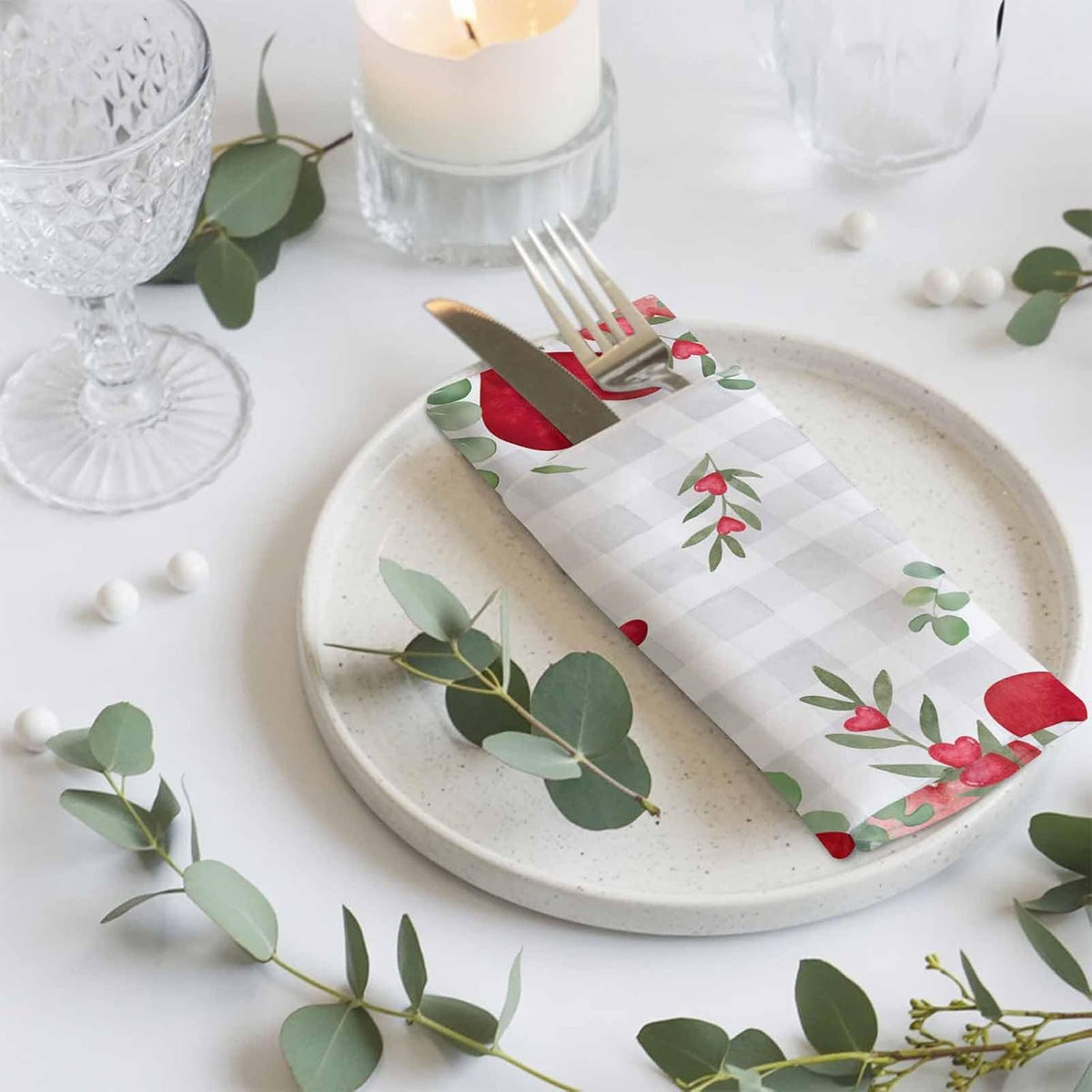 Valentine's Day Cloth Napkins Set of 1 Watercolor Red Pink Dots Love Heart Leaves Light Grey Plaid Soft Washable Square Dinner Napkins for Party Wedding Restaurant Hotel Cocktail 20x20 Inch