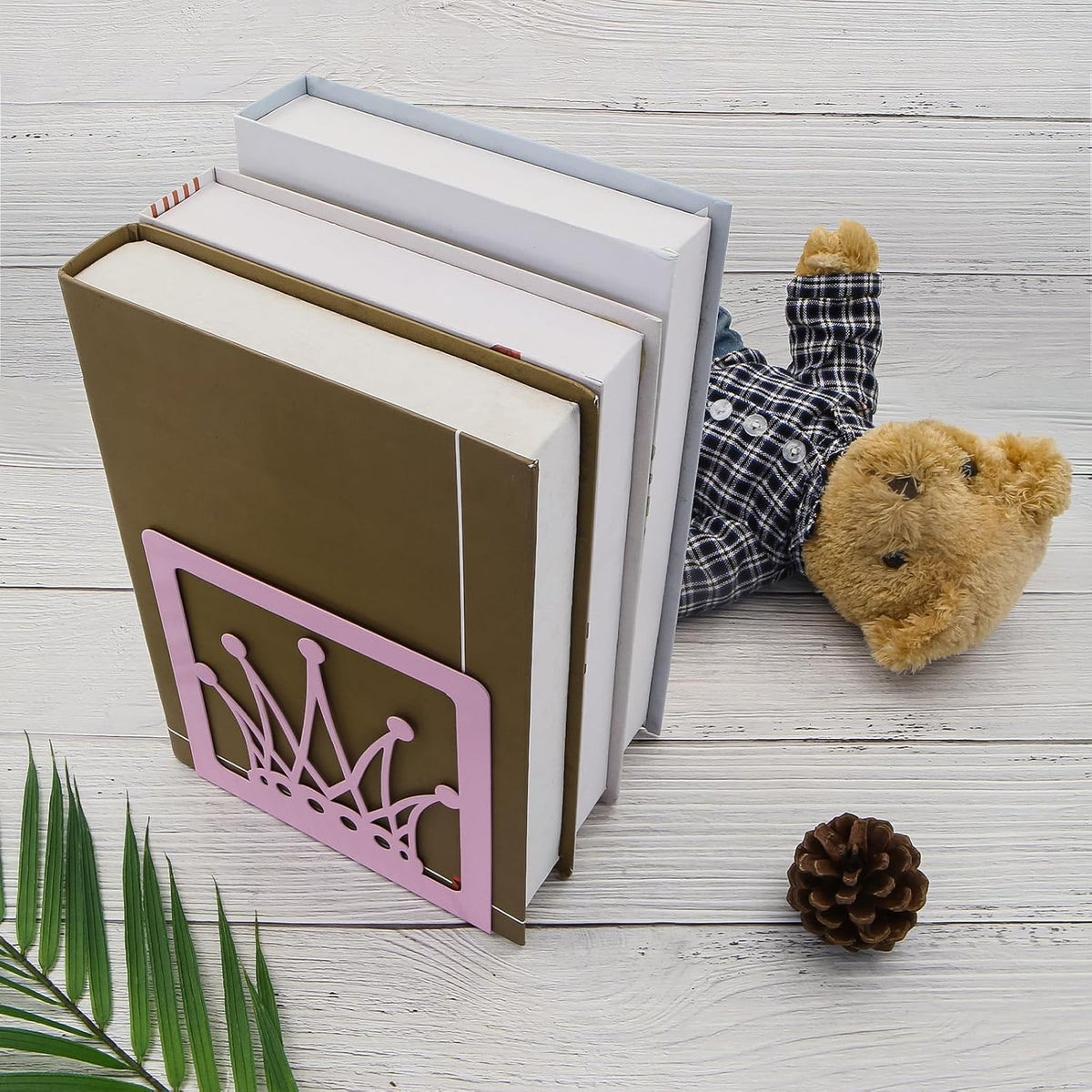 Pink Crown Bookends Metal Book Ends Decorative Bookends for Shelves,Princess Style Book Holder Journal Book Organizer CD Holder Office Bookends for Back to School Student Birthday Kids Girl Mom Gift
