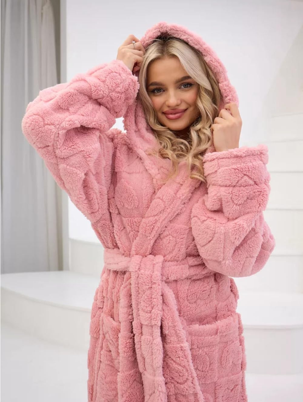 codcm Women Hooded Plush Bathrobe Heart Pattern Long Fluffy Fleece Robes Flannel House Robe
