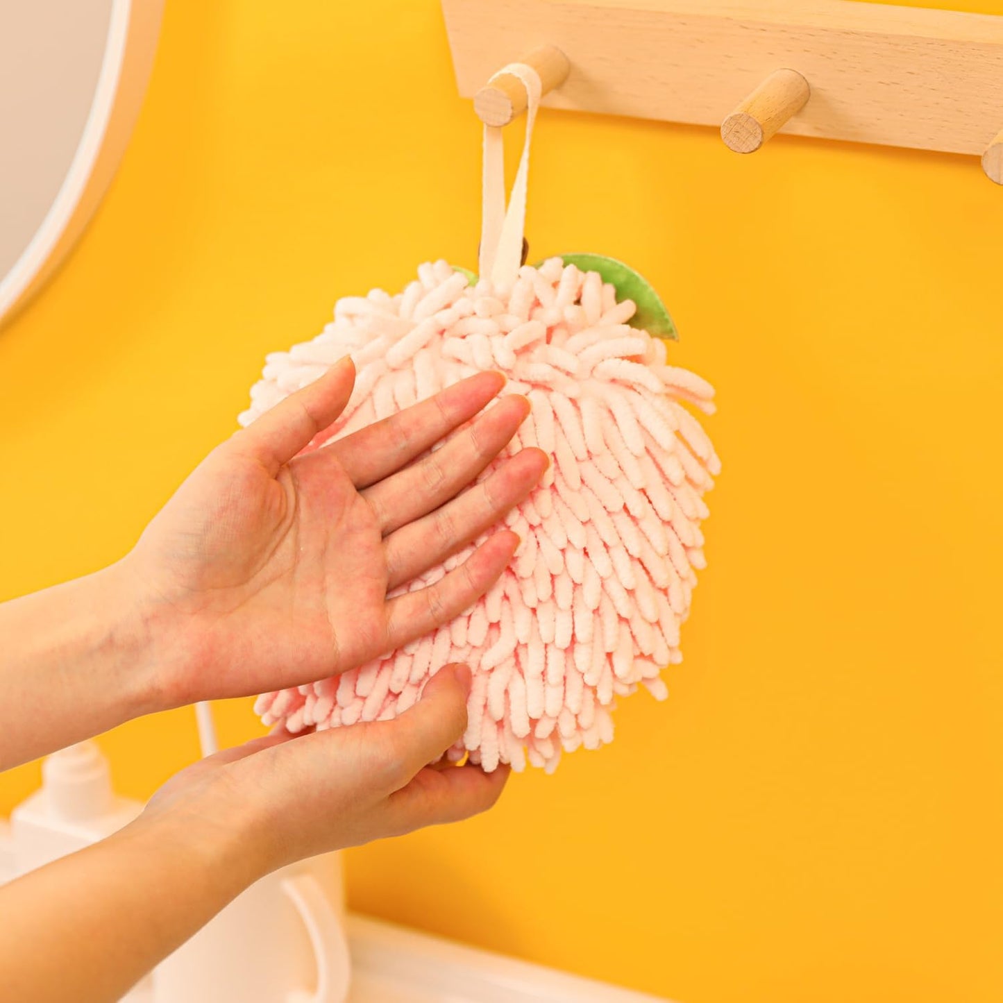 Chenille Bathroom Towels, Cute Hand Towels, Super Soft Water Absorbent Decorative Hand Towels with Hanging Loop Machine Washable Kitchen Towels, 7 X 7 Inches, Pink Peach