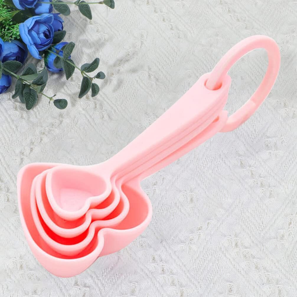 3Sets Heart Shaped Dessert Spoons Creative Plastic Flatware for Home and Restaurant Wedding Tableware Ideal for Serving Desserts and Appetizers
