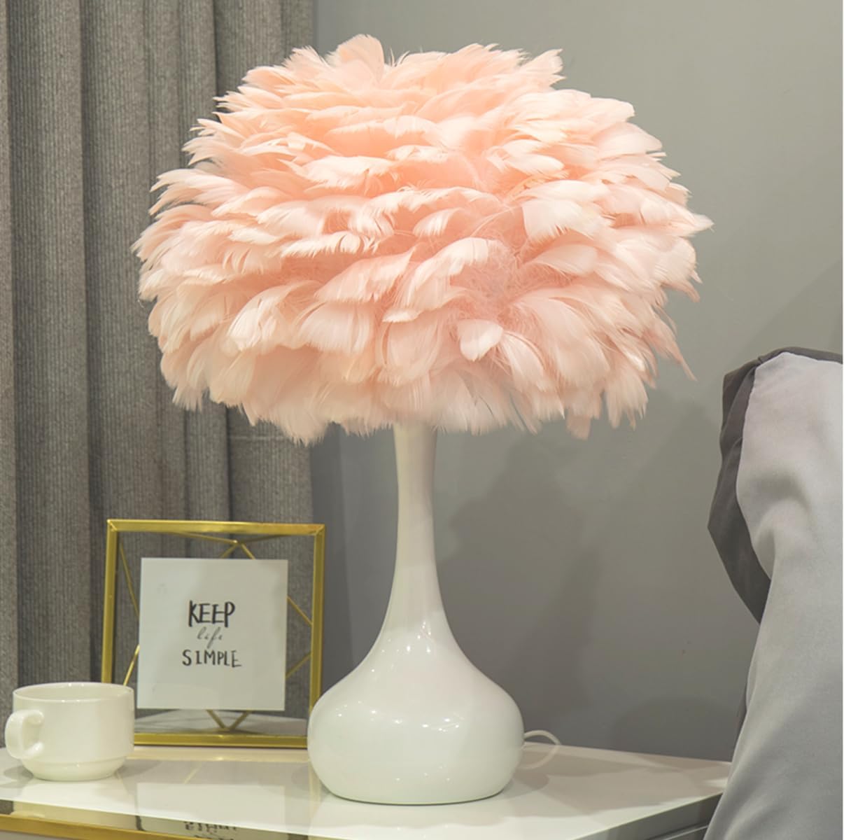 Elegant White Feather Table Lamp Bedside Lamp with Touch Switch Feather Table Light Desk Feather Lampshade for Bedroom, Home Decoration, Pink