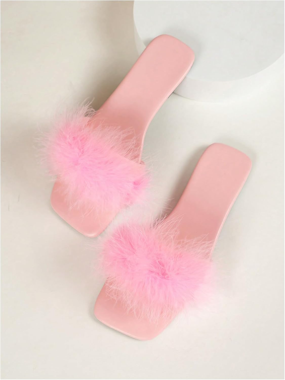 BEAUDRM Women's Sexy Flat Sandals Fuzzy Feather Dressy Flat Sandals Slip On Square Slipper Open Toe Fuzzy Slides Slippers