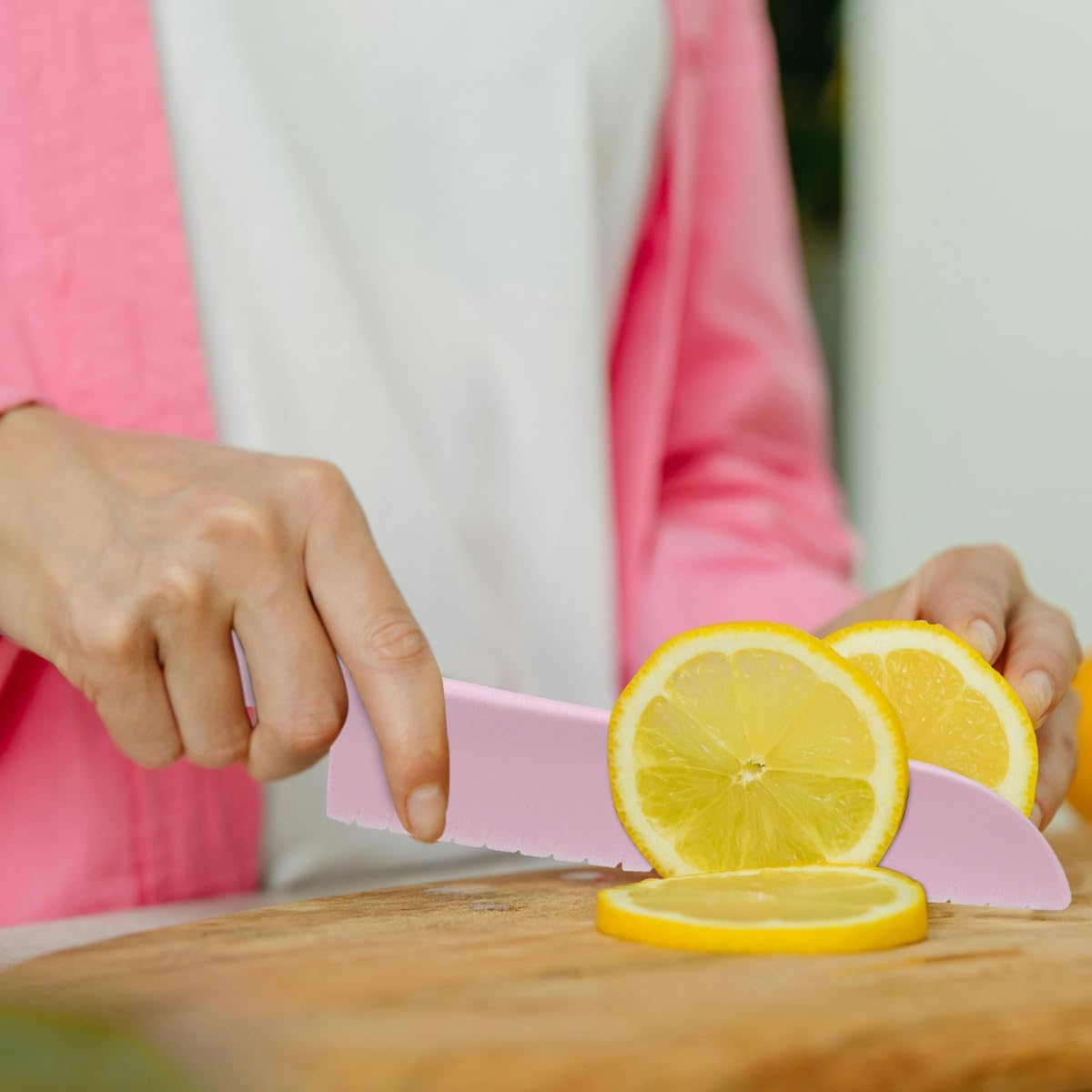 2Pcs pink Lettuce Knife Cutter Set,Professional kitchen Cooking plastic Serrated knife for Veggies, Salad,Fruit,Cake, Bread and More