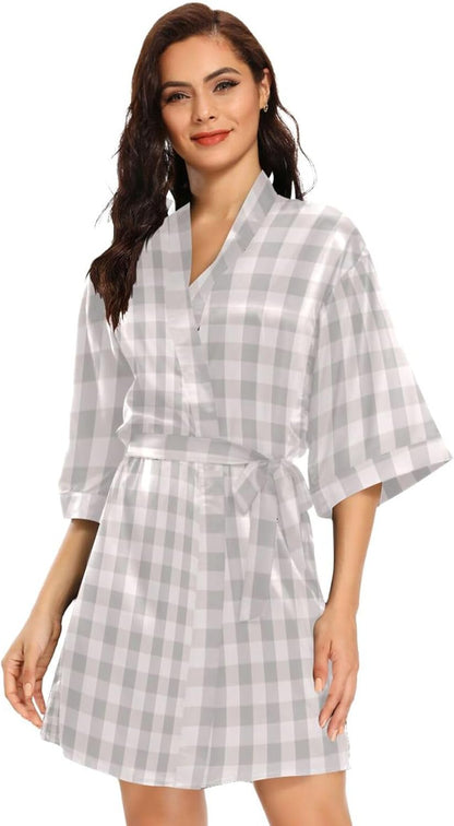Grayish-pink Checkered Pattern Woman's Bathrobes Classic V Neck Nightshirts for Swim Party