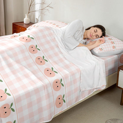 Homewish Peach Print Bed Sheets Full Size,Pink White Checkered Bedding Set 4Pcs for Kids Girls Boys Teens Room Decor,Cartoon Fruit Fitted Sheets Sweet Kawaii Top Flat Sheet,2 Pillowcases