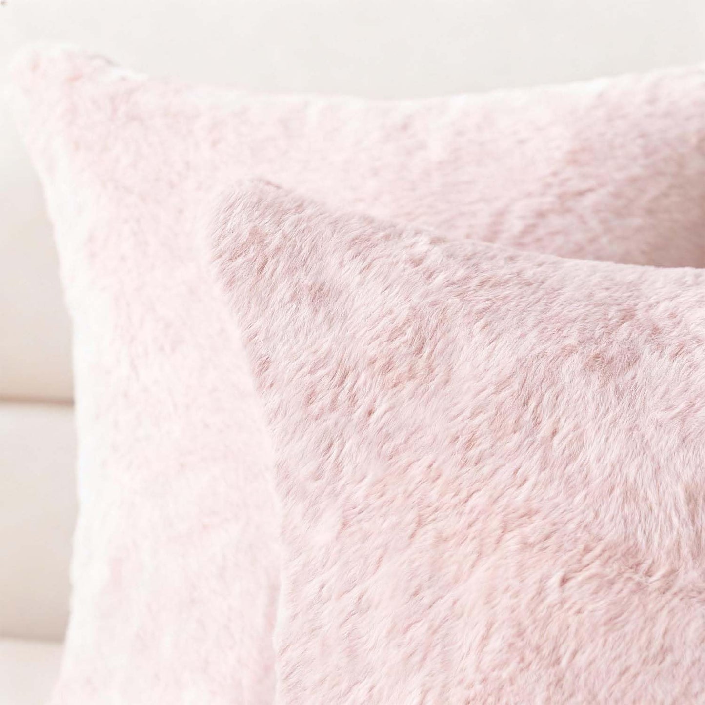 ZYFZCLBL Faux Fur Cushion Cover, Decorative Pillow Cover Luxury Soft Cozy Fluffy Pillow Covers for Bed/Couch, Square Solid Cushion Pillowcase Pack of 2, 20" x 20" Inch, Pink