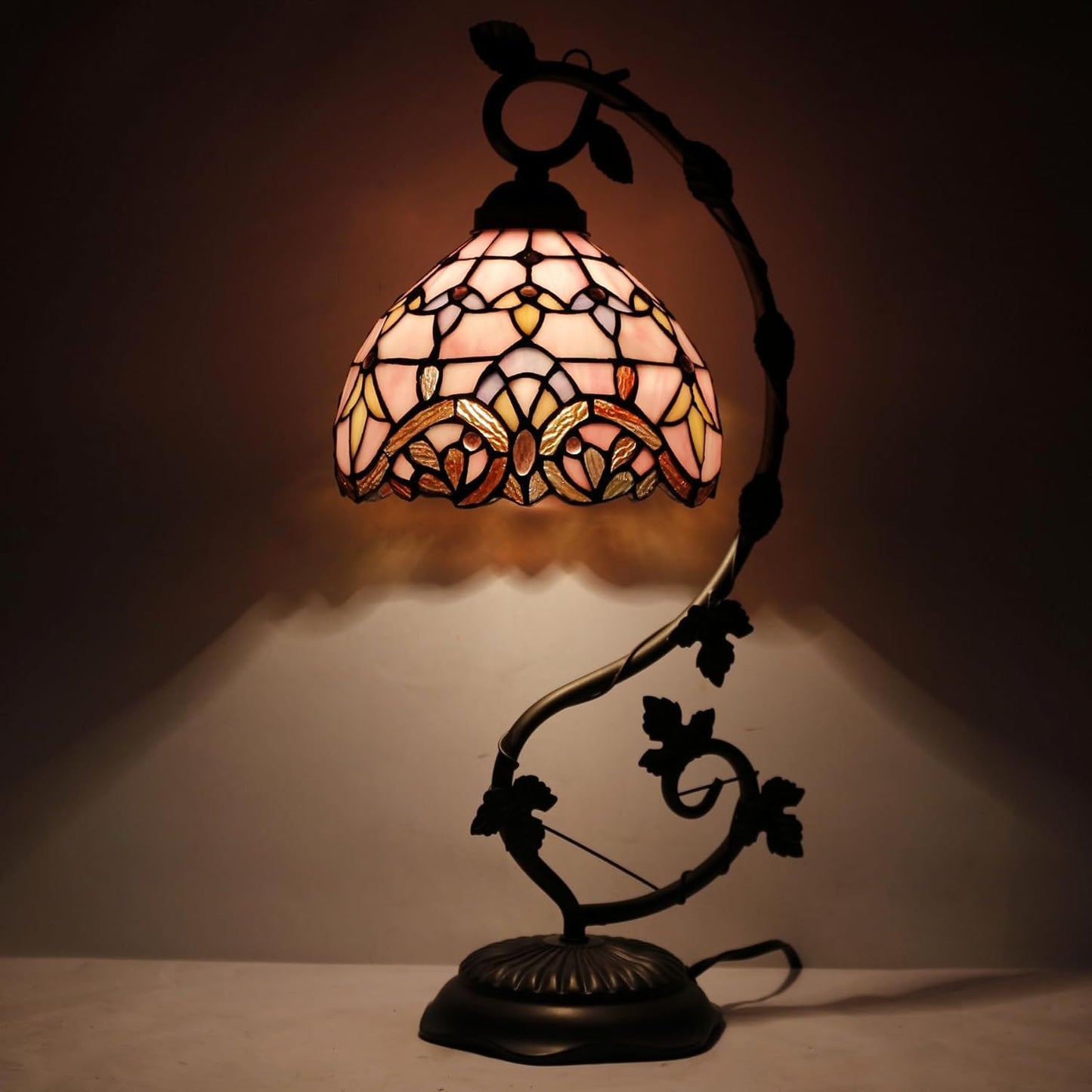 WERFACTORY Tiffany Table Lamp Pink Stained Glass Baroque Style Reading Desk Light, Metal Leaf Base 8X10X21 Inches Decor Small Space Bedside Bedroom Home Office S003P Series