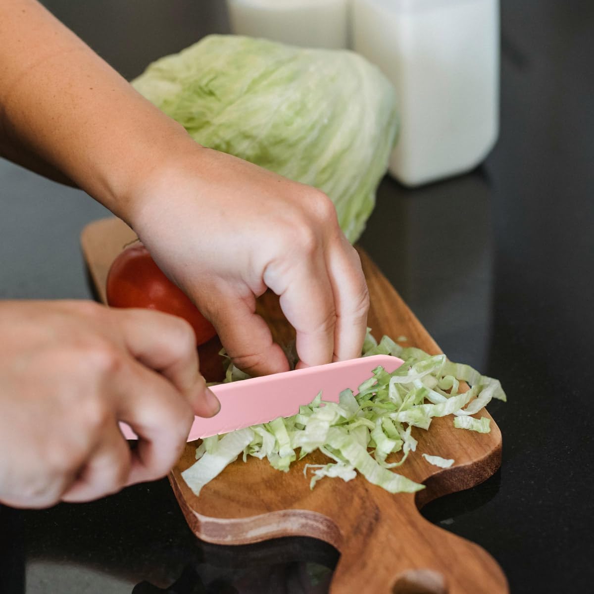 2Pcs pink Lettuce Knife Cutter Set,Professional kitchen Cooking plastic Serrated knife for Veggies, Salad,Fruit,Cake, Bread and More