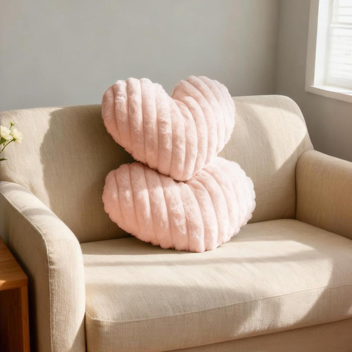 2PCS Pink Heart Throw Pillows, 16 Inch Soft Fuzzy Faux Fur Heart-Shaped Pillows, Cute Decorative Cushions for Couch, Chair, Bed & Bedroom Decor (Pink, 16 * 14)
