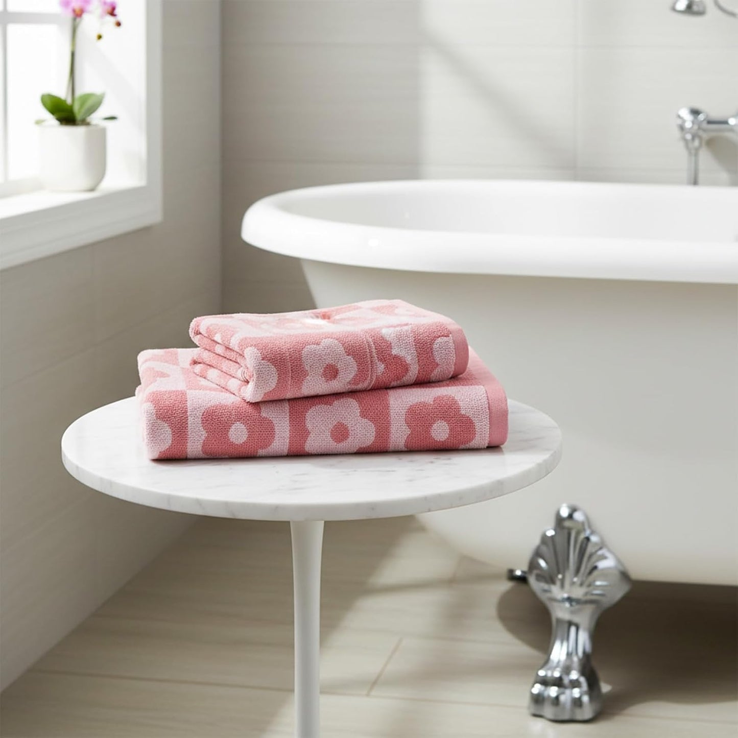 2pcs Bath Towels Checkered Floral 27.5x55 Inches Cotton Bath Towels Set of 2 Pink Baths Towel Large for Women Girls Lightweight Absorbent Towel for Hand Drying and Face Washing Cute Bathr