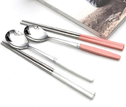 Modern Stainless Steel Spoon and Chopsticks Set of 2 – Lightweight, Dishwasher Safe, Reusable Premium Flatware for Daily Dining, Party, Event or Gift, Made in Korea (Soft Pink)