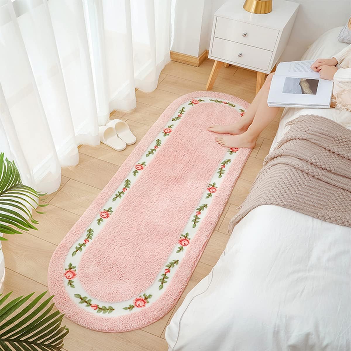 Rose Floral Area Rugs Ultra Soft Low Pile Shag Rug, Non Slip Washable Modern Floor Mat Pad for Living Room Bedroom Bathroom Dorm Kitchen Entryway 49.2 x 17.7 INCH (Oval, Pink)
