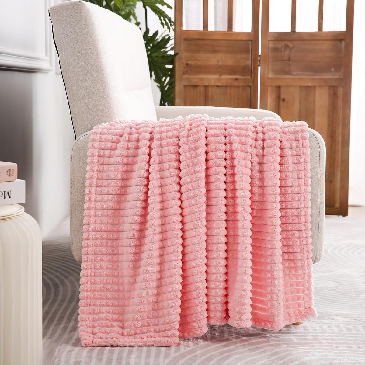 Fleece Throw Blanket Light Pink 50"×60" with Square Grid Design