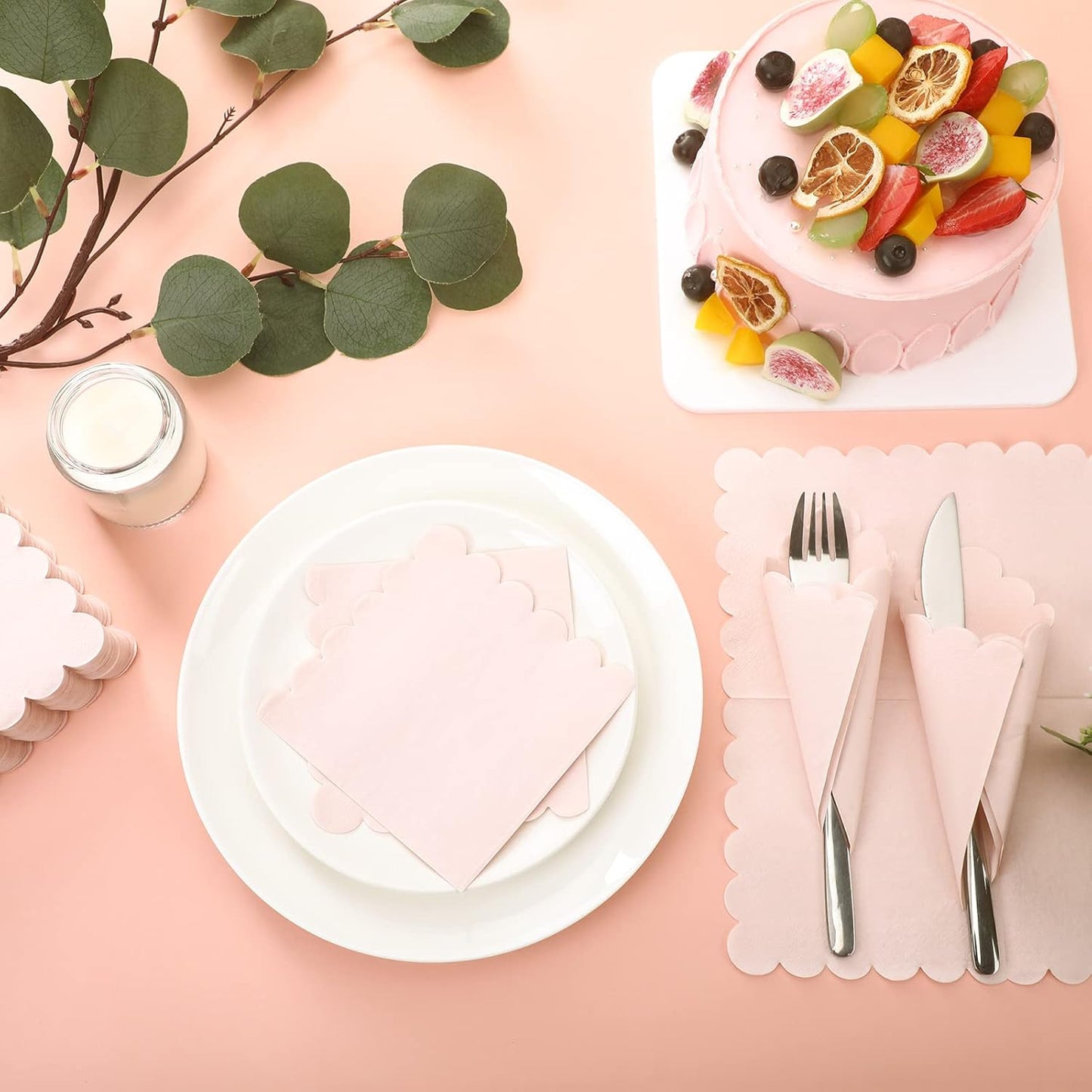 Fuutreo 100 Pcs Scalloped Cocktail Napkins Thick Paper Disposable Party Napkins Beverage Tissue for Wedding Dinner Birthday Supplies, 5 x 5 Inches(Light Pink)