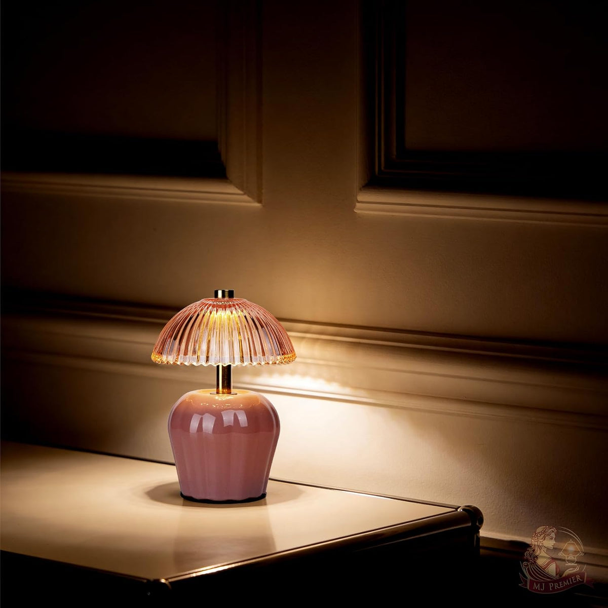 Rechargeable Table Lamp, Small Cordless Lamp with Timer, Pink