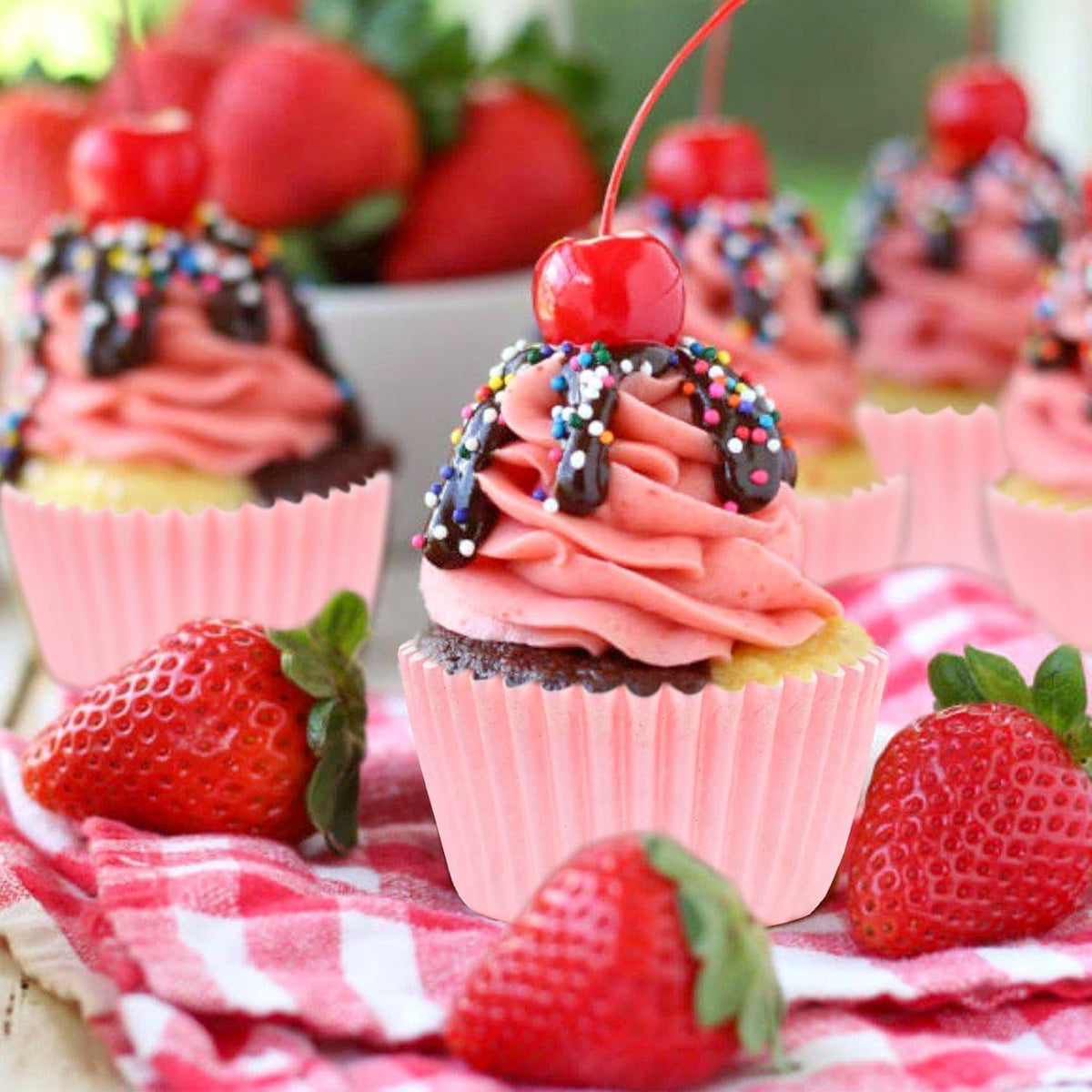 100Pcs Pink Cupcake Liners for Baking, Non-Stick Muffin Liners
