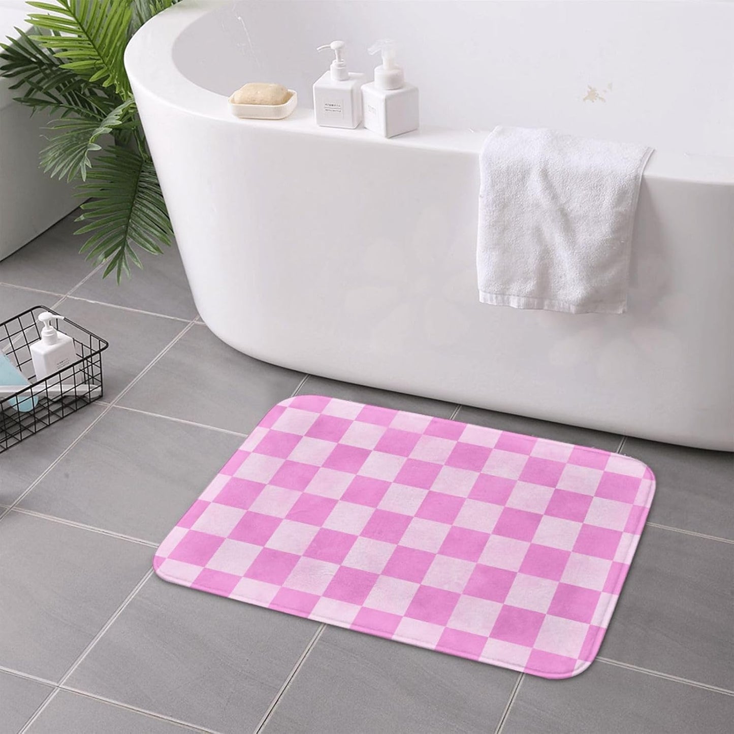 Pink Checker Print Bathroom Rugs 16x24 Inches, Non-Slip Absorbent Bath Mat Rugs, Machine Washable Bath Mats Shower Rug for Bathroom