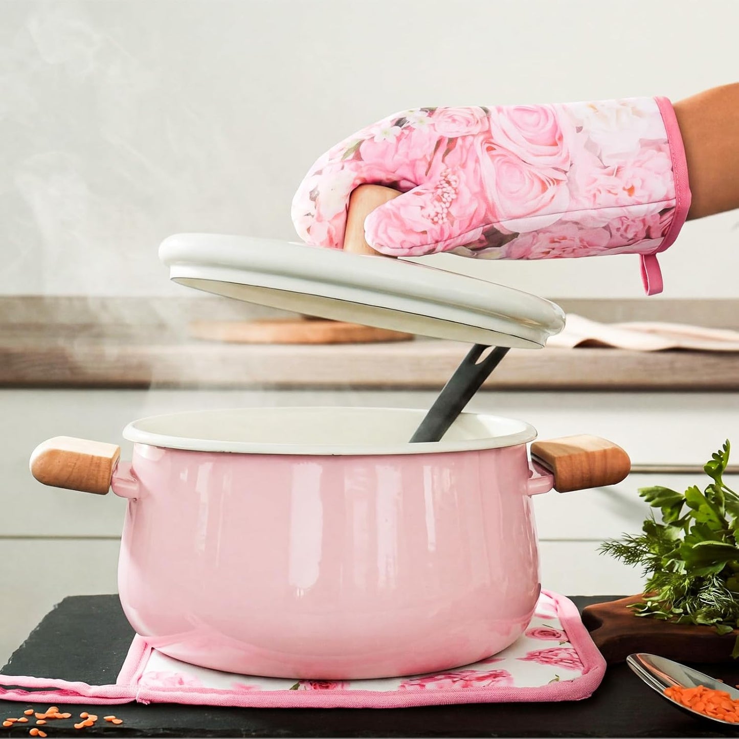 Fourluoo 10 Pcs Pink Floral Kitchen Decor Sets 4 Rose Kitchen Dish Towels 2 Hydrangea Pot Holders 2 Oven Mitts Glove 2 Pink Flowers Rustic Non Slip Rugs and Mats for Floor Home Accessories Mom Gift