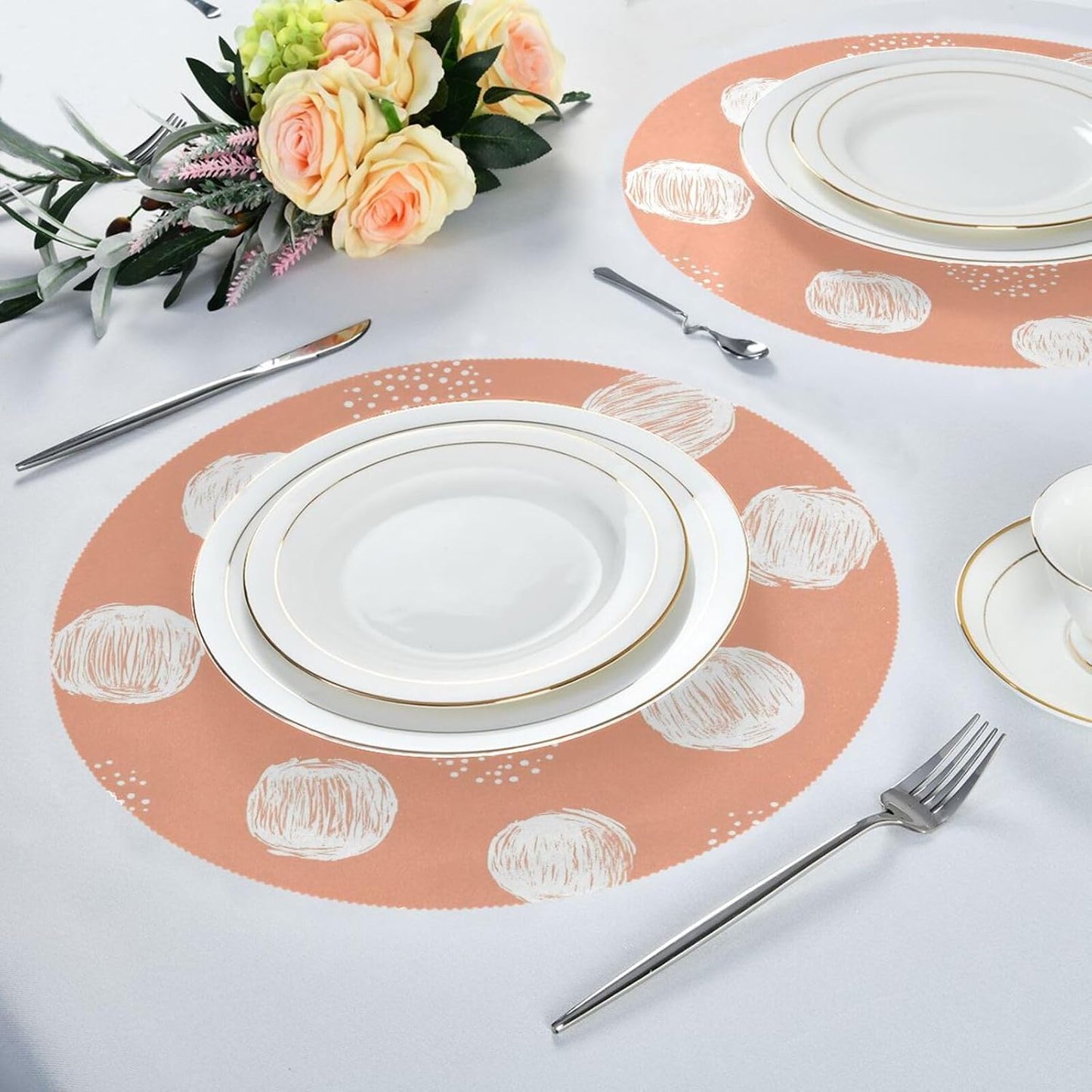Placemats Set of 4 Peach Dot Design Round Table Mats for Kitchen and Dining Washable Place Mats Heat Resistant Table Decoration 15.4 inch