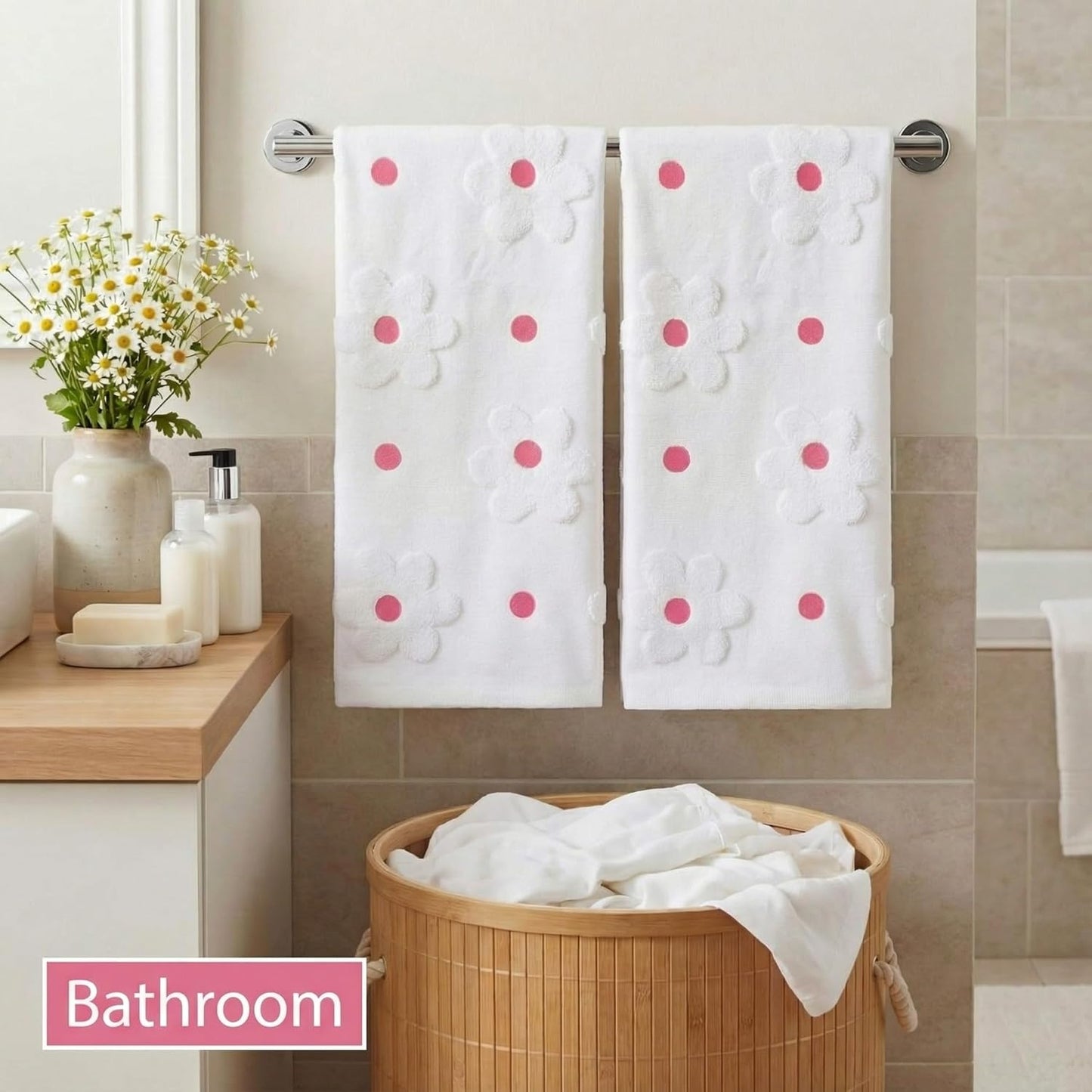 Mindsoft 2 Pcs Daisy Hand Towels for Bathroom Coquette Hand Towels 100% Cotton Absorbent Decorative Jacquard Weave Bath Decor Preppy Kitchen Decor Gift(Pink)
