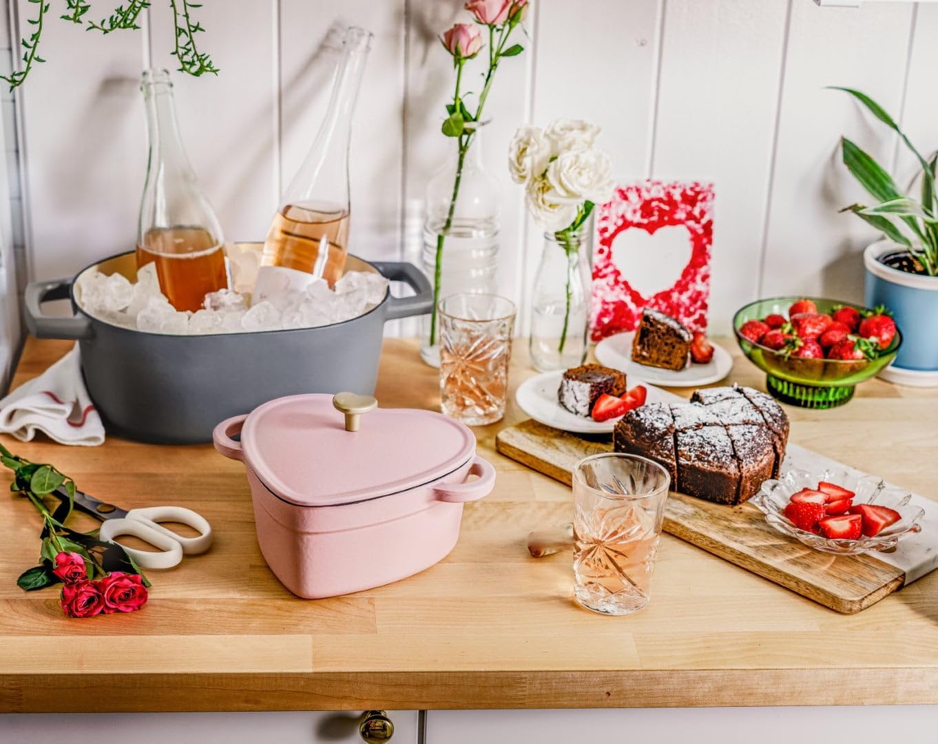 2 Quart Premium Enameled Cast Iron Heart Dutch Oven, Soft Pink Champagne Tone Decorative Cooking Pot, Versatile Small Cookpot for Artisan Bread, Casseroles and Side Dishes Making